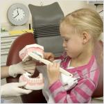 Angstpatienten, Behandlung für Kinder, Vorsorge, Parodontose- und Zahnschmerzen, Beschwerden im Kiefergelenk, Wurzelbehandlung, Zahnersatz, Implantologie, Zahnaufhellung, Dritte Zähne
